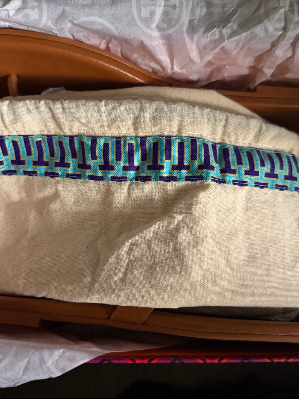 New! Tory Burch Miller Tan Leather Thong Sandal - Picture 3 of 6